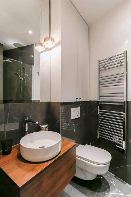 Modern 2 Bedrooms Near Louvre Paris Exteriör bild